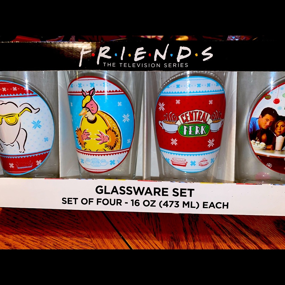 F R I E N D S television series glassware collection